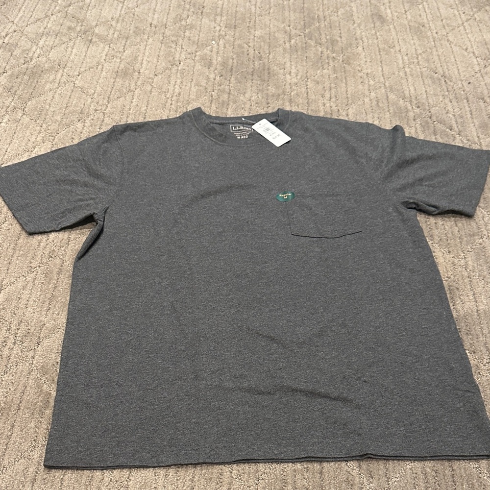 L.L. Bean Men's Dark Gray Short Sleeve Tee